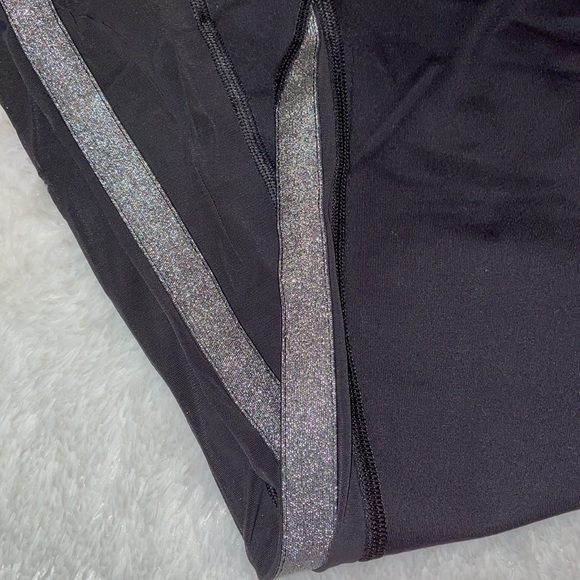 VICTORIA SPORT LEGGINGS - Picture 2 of 5